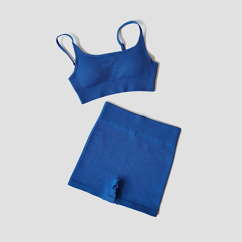 Seamless Yoga Set — Crop Top & Leggings